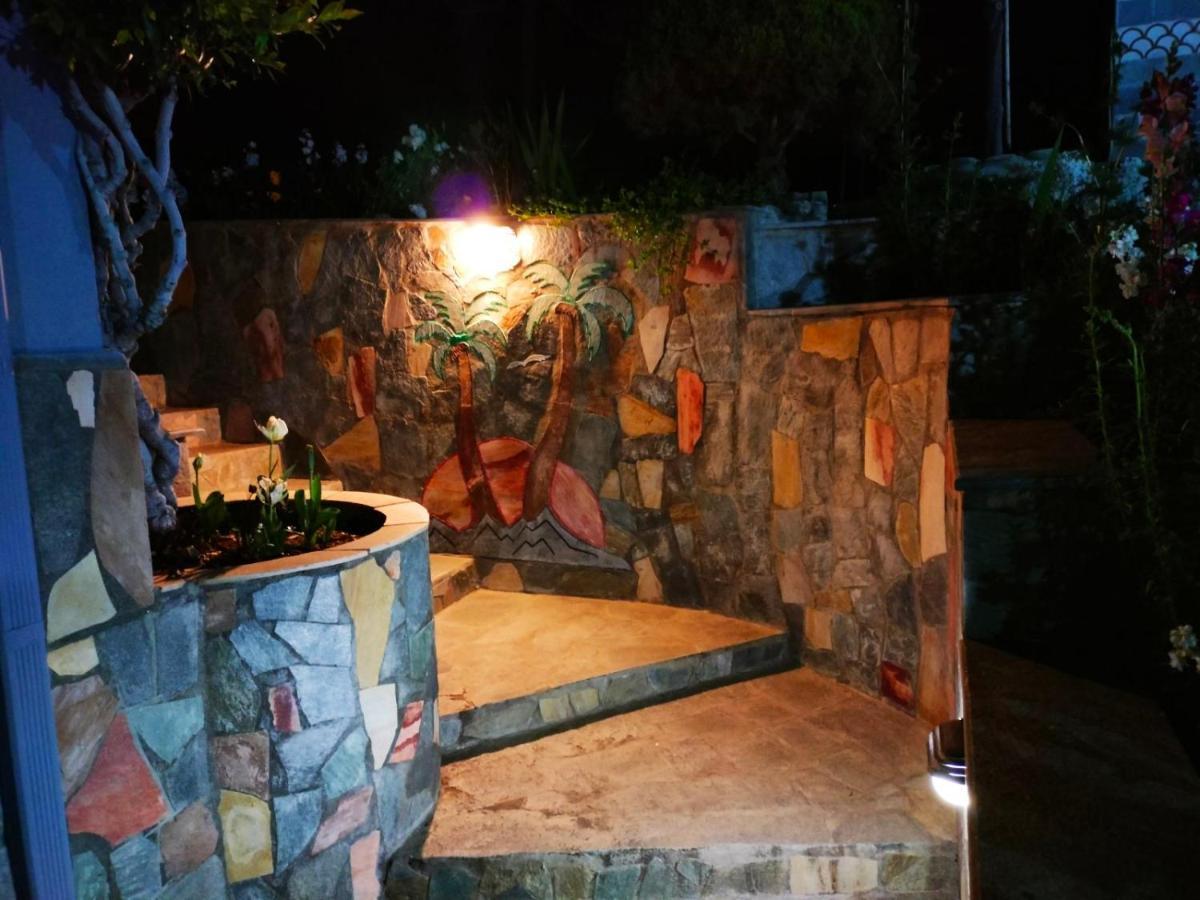 Adam'S Holiday House 2019 Karianí Kültér fotó