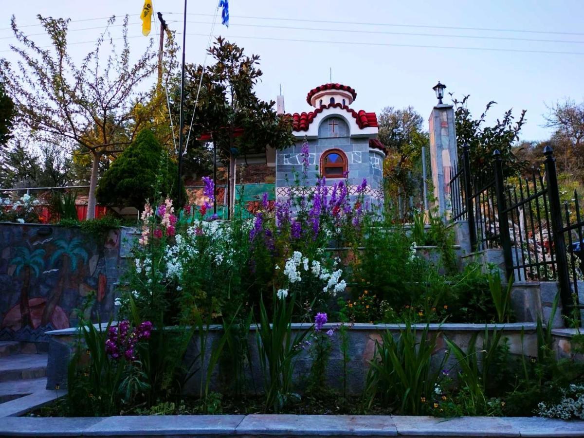 Adam'S Holiday House 2019 Karianí Kültér fotó