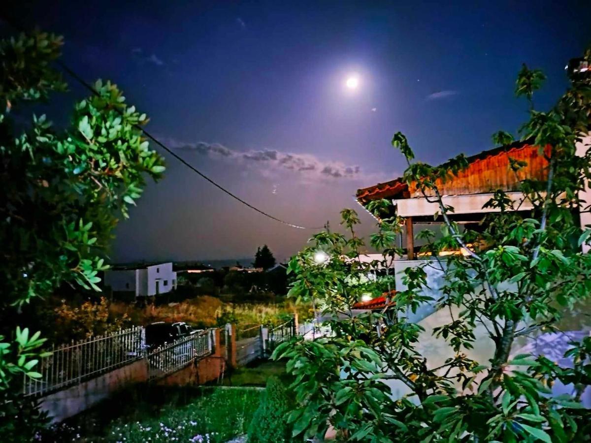 Adam'S Holiday House 2019 Karianí Kültér fotó