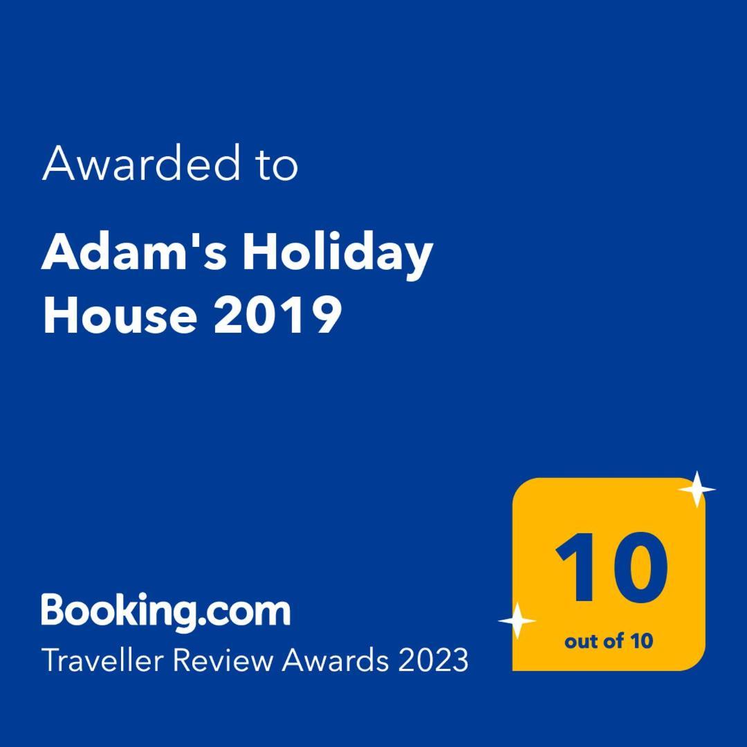 Adam'S Holiday House 2019 Karianí Kültér fotó