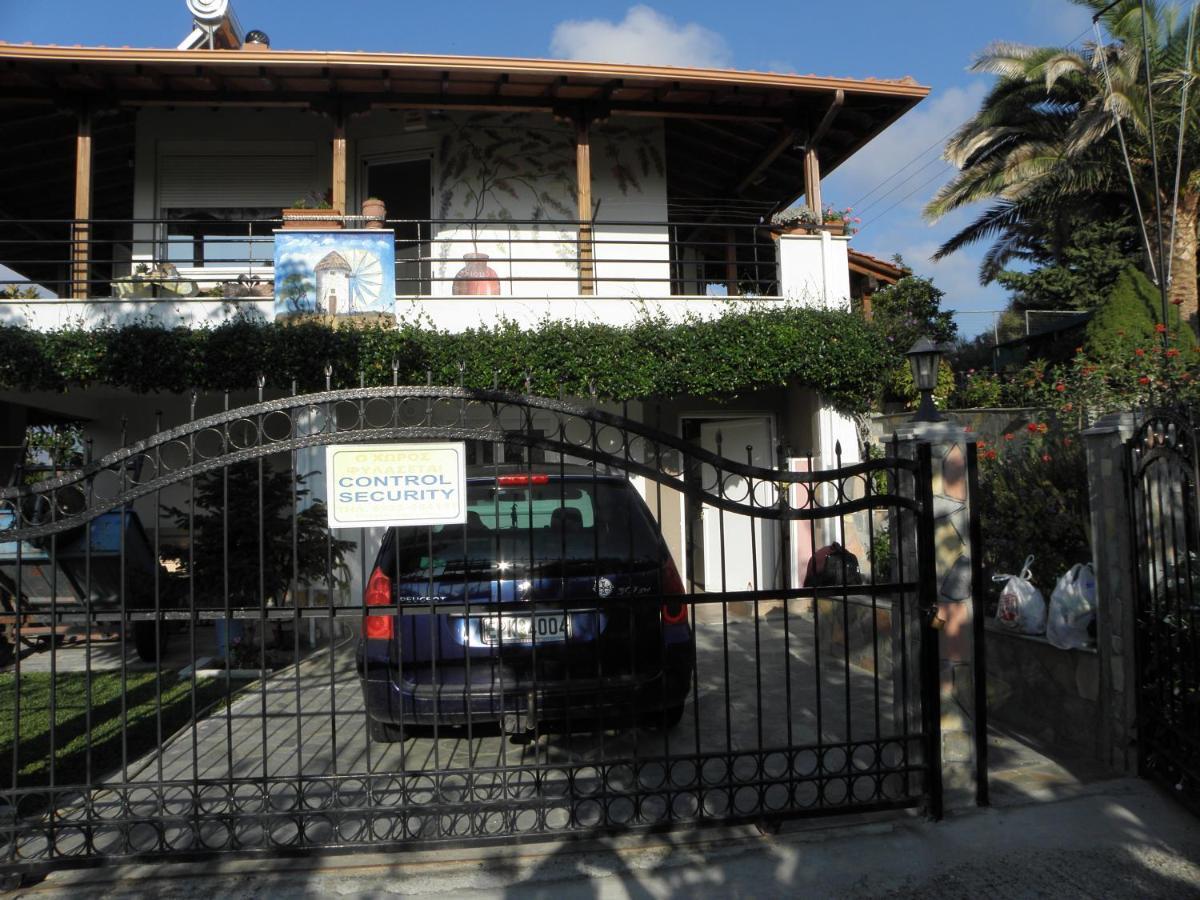 Adam'S Holiday House 2019 Karianí Kültér fotó